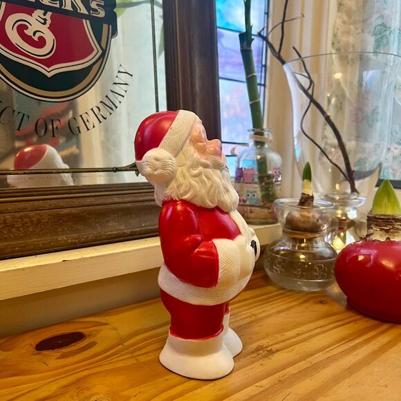 Vintage 70s Laughing Santa Squeeze Toy - 8" MCM Kitschmas Decor - Picture 3 of 10